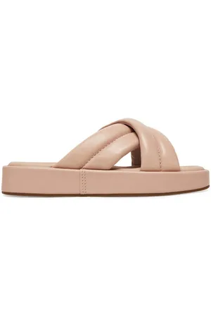 Clarks Nazouváky