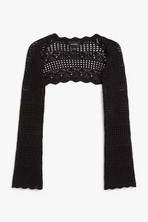 Monki Ženy Bolera - Crochet style bolero top - Black