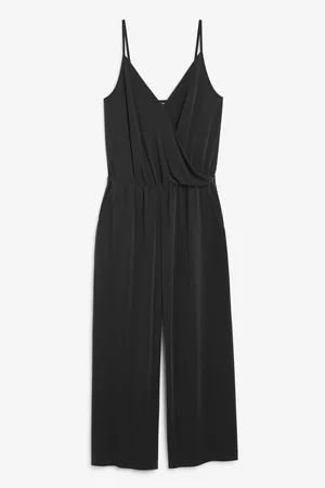 Monki Ženy Overaly dlouhé - Super-soft wrap jumpsuit - Black