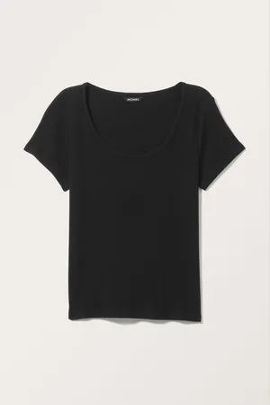Monki Slim Fit Short Sleeve T-shirt