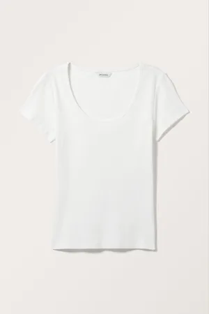 Monki Slim Fit Short Sleeve T-shirt