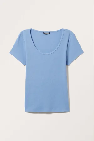 Monki Slim Fit Short Sleeve T-shirt