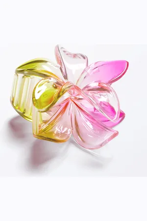 Monki Translucent Flower Hair Claw