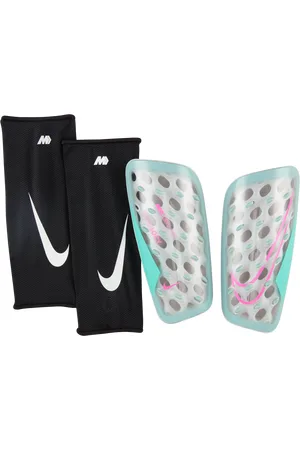 Nike Fotbalové chrániče holení Mercurial FlyLite SuperLock