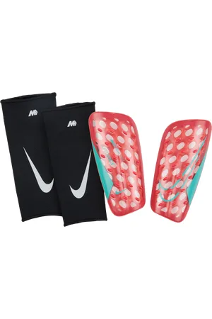 Nike Fotbalové chrániče holení Mercurial FlyLite SuperLock