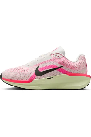 Nike Dámské běžecké silniční boty Winflo 11