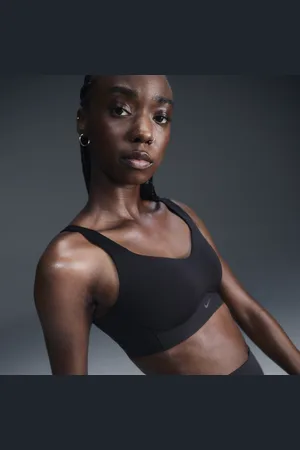 Nike Dámská sportovní podprsenka Alate se silnou oporou, vycpávkami a upravitelnými ramínky