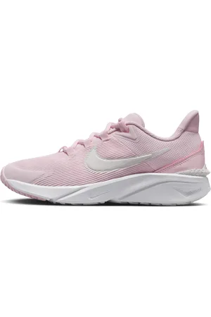 Nike Běžecké silniční boty Star Runner 4 pro větší děti