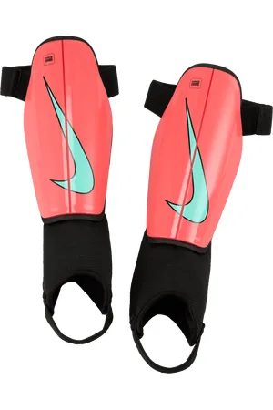 Nike Dětské fotbalové chrániče holení Charge