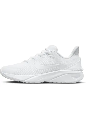 Nike Běžecké silniční boty Star Runner 4 pro větší děti