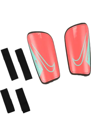 Nike Fotbalové chrániče holení Mercurial Hardshell