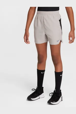 Nike Tkané kraťasy Multi Tech Dri-FIT pro větší děti