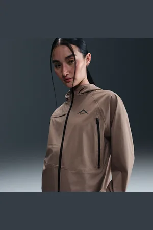 Nike Dámská běžecká bunda Trail Storm-FIT ADV
