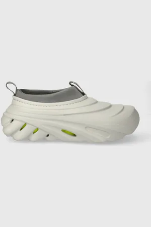 Crocs Pantofle Echo Storm barva
