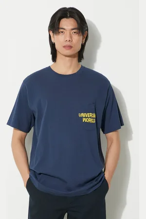 Universal Works Bavlněné tričko Print Pocket Tee tmavomodrá barva