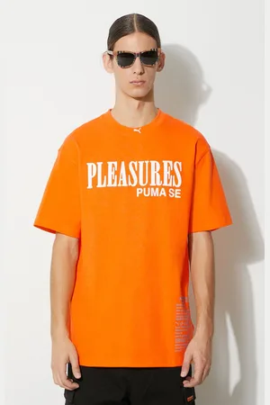 PUMA Bavlněné tričko x PLEASURES Typo Tee barva