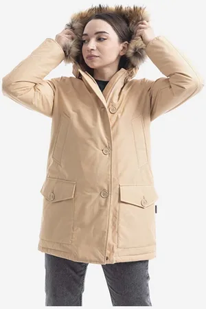 Woolrich Péřová bunda Arctic dámská