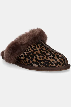 UGG Pantofle Scuffette Caspian barva