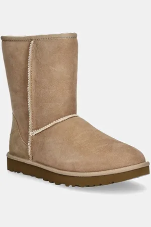 UGG Semišové sněhule Classic Short II barva