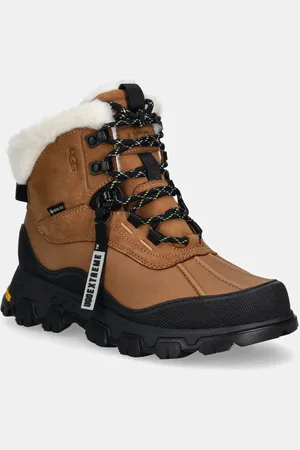 UGG Sněhule Adirondack Meridian Hiker barva