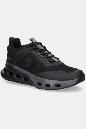 On Running Běžecké boty Cloudnova X barva