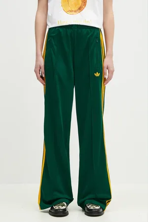 adidas Tepláky Firebird barva