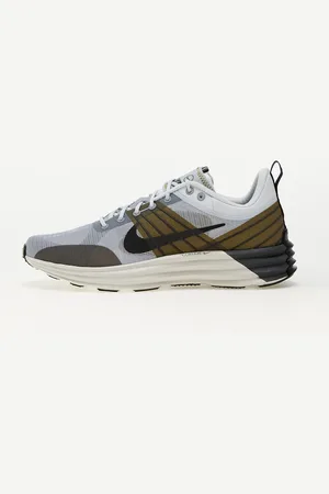 Nike Tenisky Lunar Roam Pure Platinum/ Black-Wolf Grey EUR 37.5