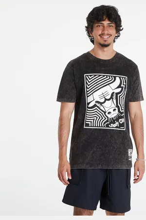 Mitchell & Ness Tričko NBA Destination Leisure SS Premium Graphic Tee Chicago Bulls M