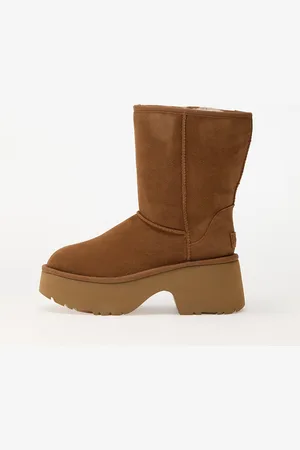 UGG Tenisky W Classic Short New Heights EUR 37