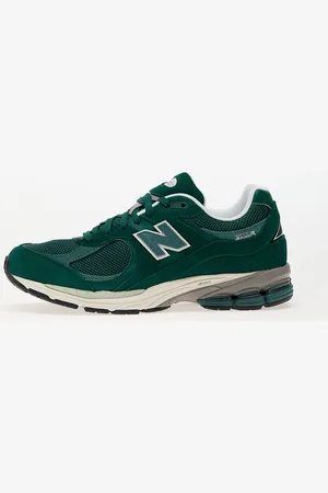 New Balance Tenisky 2002R EUR 42
