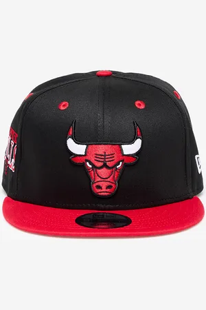 New Era Kšiltovka Chicago Bulls Team Colour Black 9FIFTY Snapback Cap Black/ Front Door Red M-L