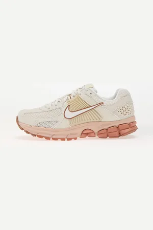 Nike Tenisky W Zoom Vomero 5 Phantom/ Summit White-Particle Beige EUR 36