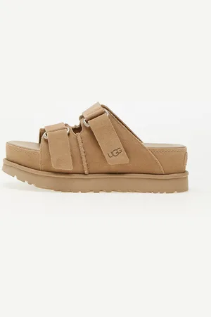 UGG Tenisky W Goldenstar Hi Slide EUR 37