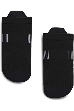 On Running Požky Ultralight Low Sock Black/ White 42-43
