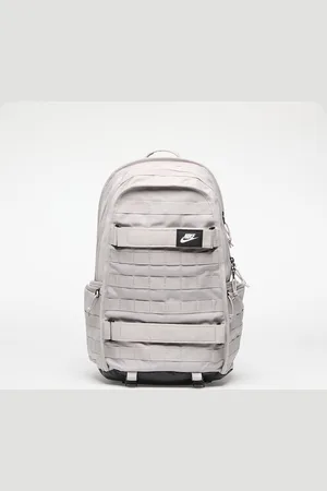 Nike Batoh Sportswear 26L RPM Backpack College Grey/ Black/ Summit White 26 l