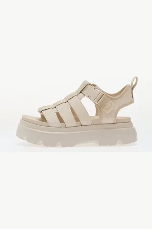 UGG Tenisky W Cora EUR 36