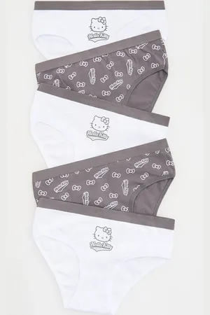 Reserved Kalhotky Hello Kitty 5 pack