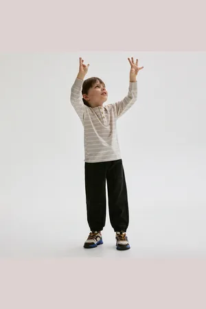 Reserved Džíny jogger
