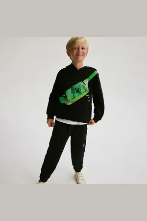 Reserved Kalhoty cargo joggers s kapsami