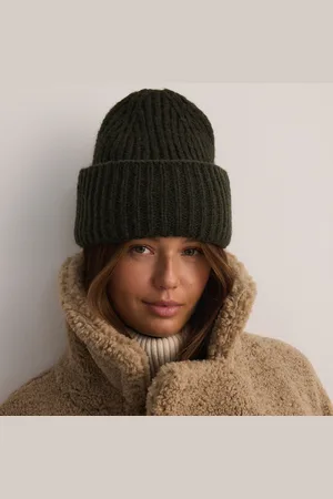Reserved Čepice beanie s příměsí vlny