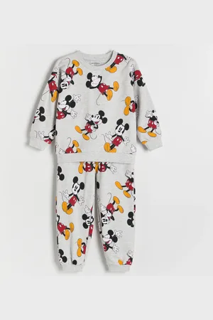 Reserved BOYS` JOGGING TOP & TROUSERS