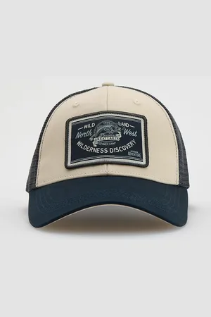 Reserved Kšiltovka trucker s nášivkou