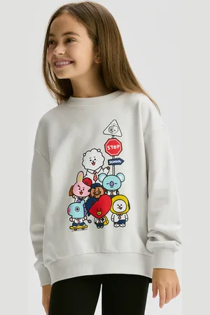 Reserved GIRLS` JOGGING TOP