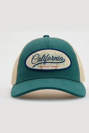 Reserved Kšiltovka trucker s nášivkou