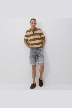 Reserved Šortky slim fit se záhyby