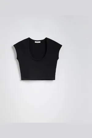 Reserved Crop top s vysokým podílem bavlny
