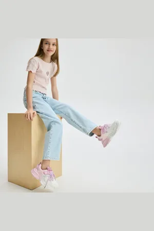 Reserved LADIES` TREKKING SHOES