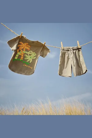 Reserved BOYS` T-SHIRT & SHORTS