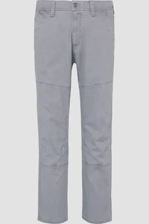 QS by s.Oliver Sportive Chino im Utility-Stil