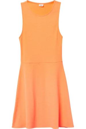 QS by s.Oliver Ausgestelltes Kleid aus Rippware